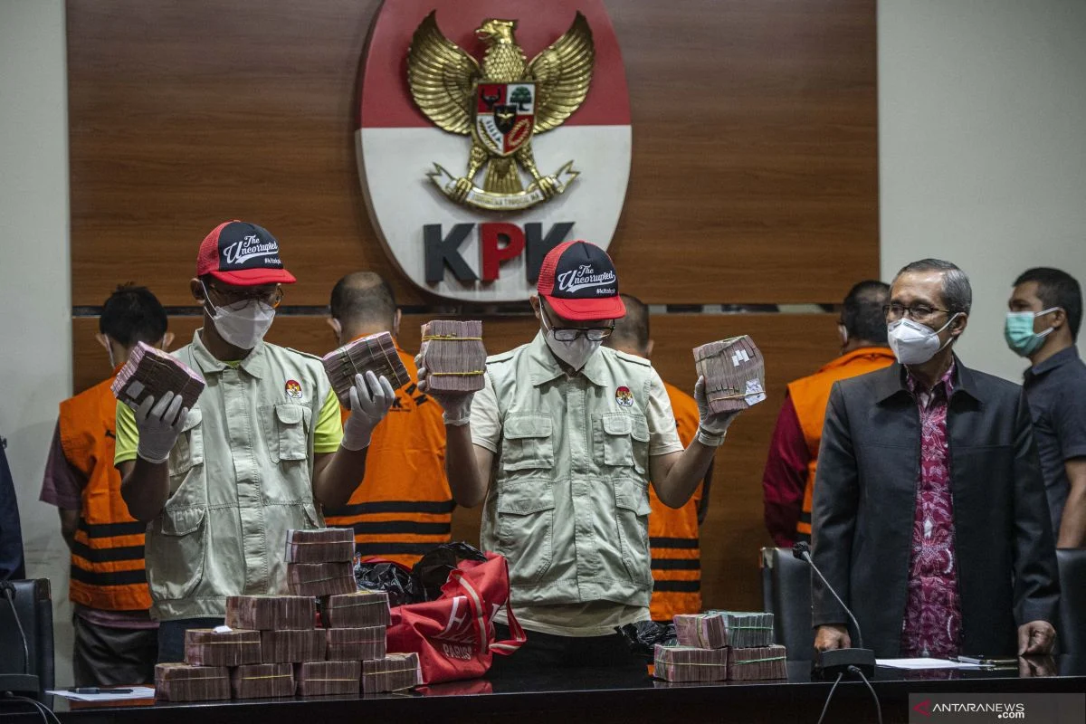 Wakil Ketua KPK: Banyak Uang Korupsi Dilarikan ke Yang ‘Bening-bening’