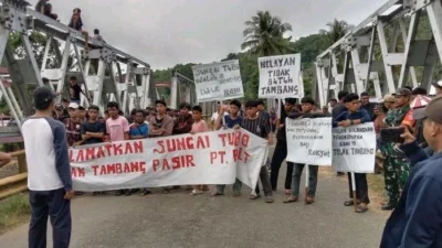 Warga di Lembata Kecewa Pemerintah Desa Tak Kunjung Ambil Sikap terkait Protes Pembebasan Lahan untuk Proyek Geotermal