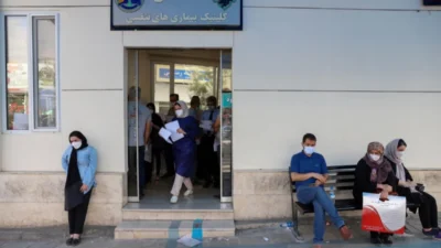 Warga Iran Dilarang Masuk dan Transit di Uni Emirat Arab