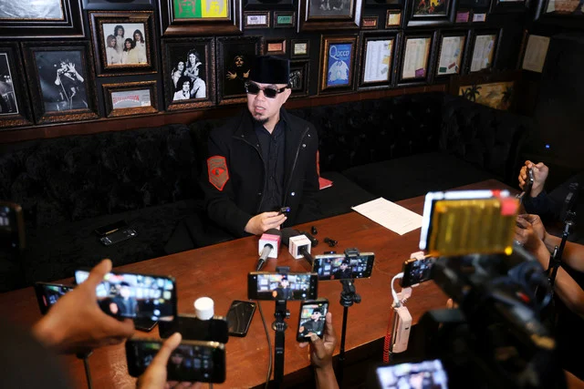 5 Berita Populer: IG Ahmad Dhani Dipegang Mulan; Clara Shinta Sidang Cerai