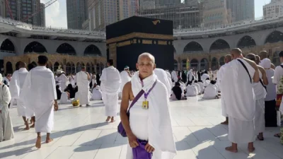 8 Jemaah Haji Sakit Dibimbing Niat Umrah Isytirath Mulai dari KKHI Madinah