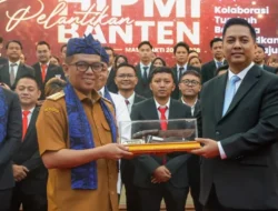 Andra Soni Dorong Pengusaha Muda Manfaatkan Peluang MBG di Banten