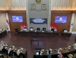 Anggota DPRD Kota Batu Soroti Pembangunan Fasilitas Umum di Pasar Alun-Alun, Minta Kejelasan Izin: Kontroversi Izin dan Legalitas Terungkap