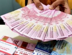 Rupiah Melemah Lagi, Kebijakan Prabowo Menekan Pasar Modal?