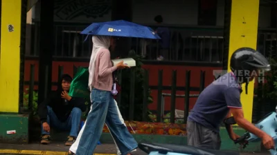 BMKG Prediksi Hujan Lebat dan Petir Kepung Sejumlah Kota Besar Indonesia, Warga Diminta Bersiap