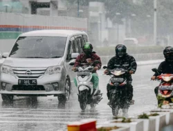 BMKG Prediksi Hujan Lebat Guyur Jakarta Jumat (22/5) Sore, Warga Ibu Kota Wajib Siaga Banjir