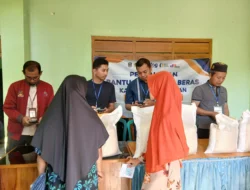 BULOG Mojokerto Tunjukkan Wujud Komitmen di Momen HBKN, Salurkan Bantuan Pangan di Jatirejo Menjelang Iduladha
