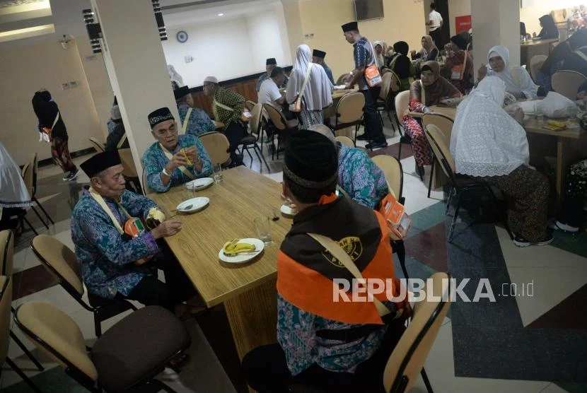 Bumbu Indonesia Mengharumkan Tanah Suci, Jemaah Haji Bahagia dengan Citarasa Nusantara