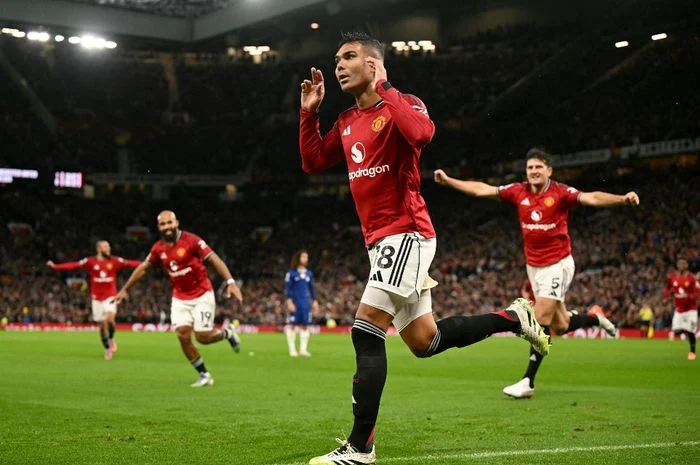 Casemiro Disebut 'Legenda' Usai Bawa Manchester United Cukur Nottingham Forest di Old Trafford