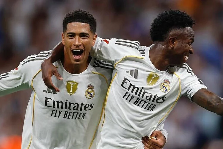 Cesc Fàbregas Berkomentar tentang Kontroversi Xabi Alonso dan Vinícius Júnior di Real Madrid