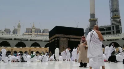 Didaftarkan Haji Sejak Usia 3 Tahun, Novem Akhirnya Berangkat di Usia 17 Tahun