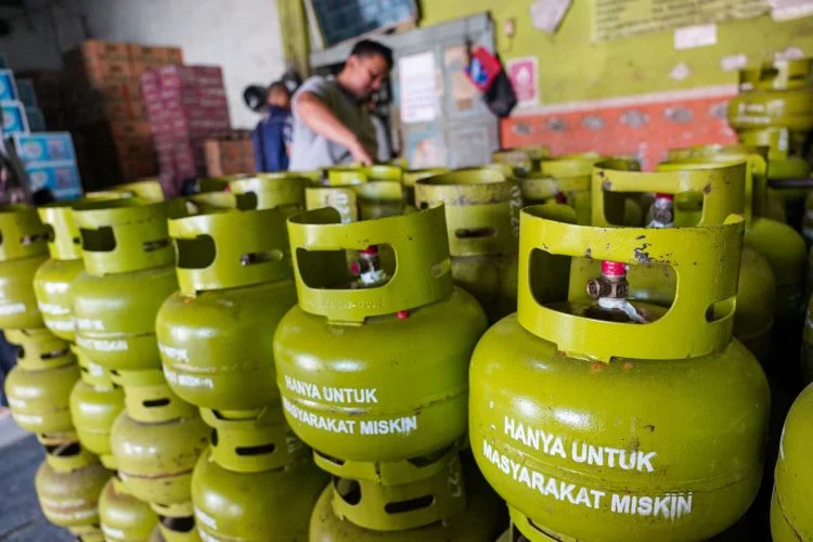 Dolar Terus Meroket, ESDM Pasang Badan Jamin Harga LPG 3 Kg Tidak Naik: Stabilitas Harga Energi Bersubsidi Dijamin