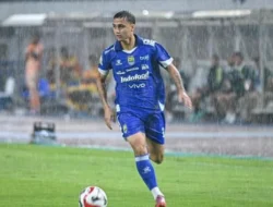 Enggan Buru-buru Pikirkan Perayaan Juara, Bek Persib Eliano Reijnders: Harus Menang Dulu, Fokus Pada Laga Terakhir