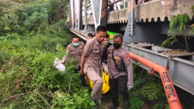 Geger! Mayat Membusuk Ditemukan di Bawah Jembatan Purwoharjo, Banyuwangi
