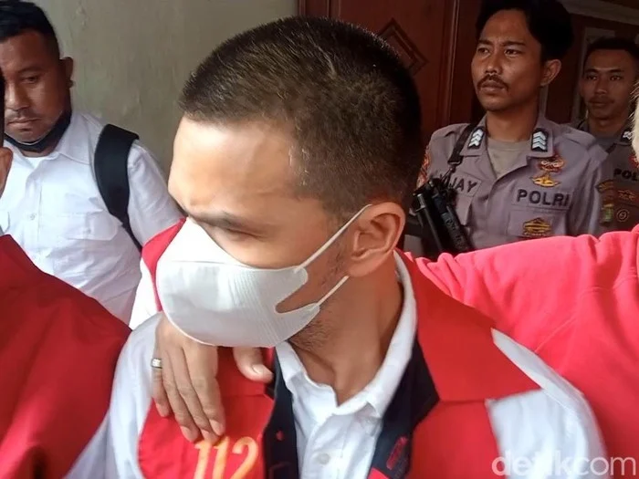 Jadi Beking Jaringan Narkoba, AKP Deky Jonathan Sasiang Diborgol Masuk Bareskrim: Kasus Terbaru Penyelewengan Aparat