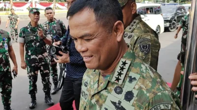 Kapten TNI AU Maxwell