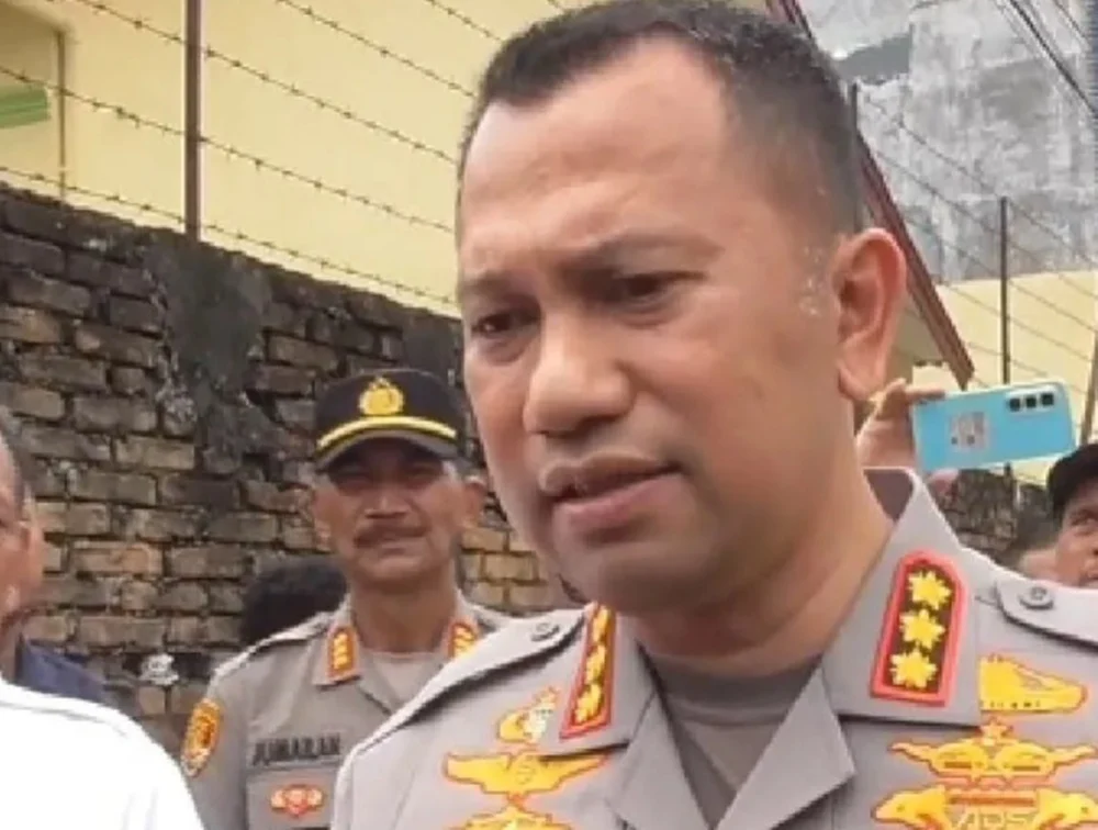 Kebakaran Cigedug: Rumah Warga Ludes, Polisi Lakukan Cek TKP