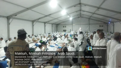 Kemenhaj Ciduk Penyelundup Spanduk KBIHU, Berani Kuasai Tenda Arafah Siap-Siap Kena Sanksi Kejam