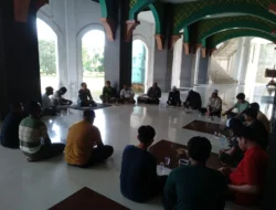 Kisah Inspiratif Kurban di Masjid UMS: Kampus Peduli Masyarakat dengan Semangat Kebersamaan