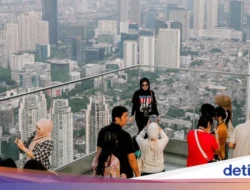 Menatap Magis 360 Derajat dari Puncak Andong: Kisah Kalapas Amiek Diyah Ambarwati Mengukir Filosofi Gunung dan Jabatan