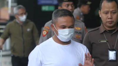Muhadjir Effendy Tiba-Tiba Nongol di KPK Usai Disebut Batal Diperiksa, Kasus Korupsi Kuota Haji Semakin Panas