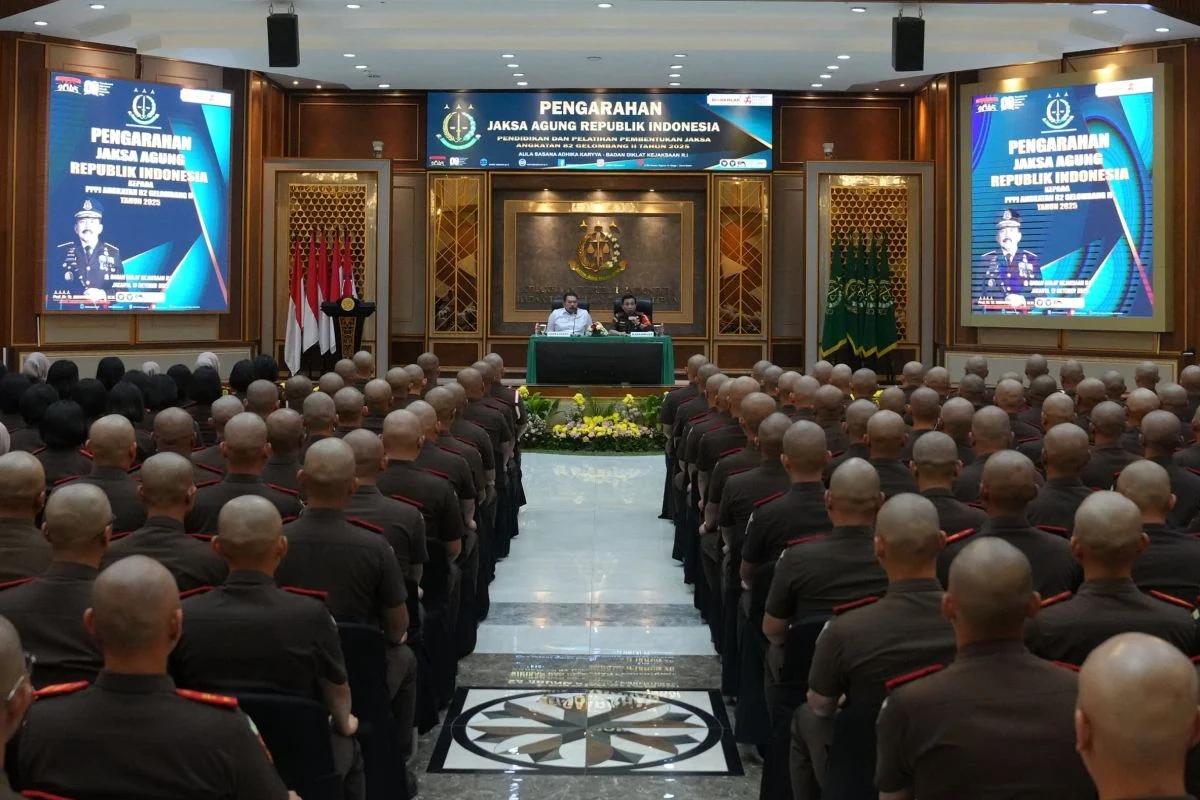 Nyaru Jadi Pejabat hingga Anggota DPR, 3.000 Nomor Penipu Diblokir Komdigi: Mengungkap Modus Penipuan Terbaru