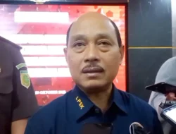 Oknum Pimpinan Pesantren di Garut Diduga 'Garap' Santriwati, Video Penangkapan oleh Polisi Viral di Medsos