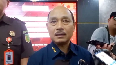 Oknum Pimpinan Pesantren di Garut Diduga 'Garap' Santriwati, Video Penangkapan oleh Polisi Viral di Medsos
