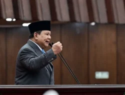 Pelemahan Rupiah Tidak Bisa Dikaitkan Dengan Pidato Prabowo di DPR: Klarifikasi dari Ketua Komisi XI DPR RI