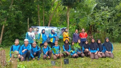 Peringati Hari Keanekaragaman Hayati, Menteri Lingkungan Hidup Hijaukan Lahan UIII Depok