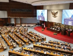 Pimpinan Lembaga Negara Kompak Hadiri Rapat Paripurna DPR soal RAPBN 2027, Ini yang Terjadi