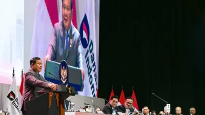 Prabowo Terbitkan PP Tata Kelola Ekspor SDA, BUMN Jadi Pengekspor Tunggal: Menguatkan Pengawasan Ekspor untuk Kemakmuran Rakyat