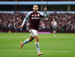 Prediksi Susunan Pemain Freiburg vs Aston Villa: Misi Unai Emery Akhiri Paceklik Trofi