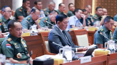 Raker Menhan dan Panglima TNI Bahas Perkembangan Dinamika Geopolitik Global: Membangun Ketahanan Nasional di Era Modern