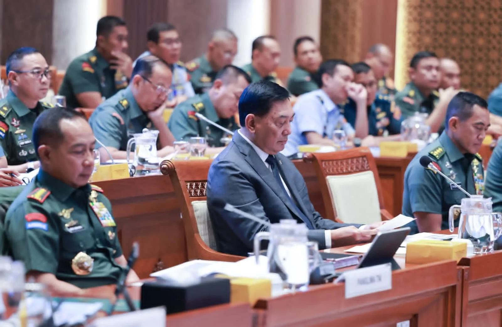 Raker Menhan dan Panglima TNI Bahas Perkembangan Dinamika Geopolitik Global: Membangun Ketahanan Nasional di Era Modern