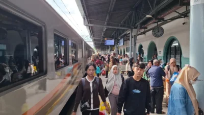 Rekor Baru Whoosh: Angkut 1,4 Juta Penumpang Kuartal I 2026, Apa Rahasianya?