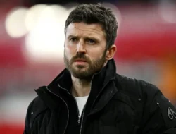 Resmi! Michael Carrick Jadi Pelatih Permanen Manchester United hingga 2028