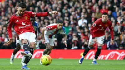 Roy Keane Semprot Bruno Fernandes Usai Cetak Rekor Assist Manchester United, Apa yang Sebenarnya Terjadi?