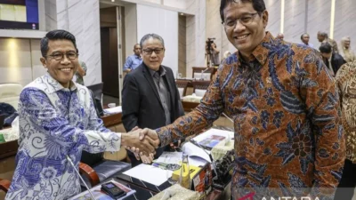 Rupiah Tembus Rp 17.640 per Dolar AS, Komisi XI DPR Minta Pemerintah Kelola Ekspektasi Pasar