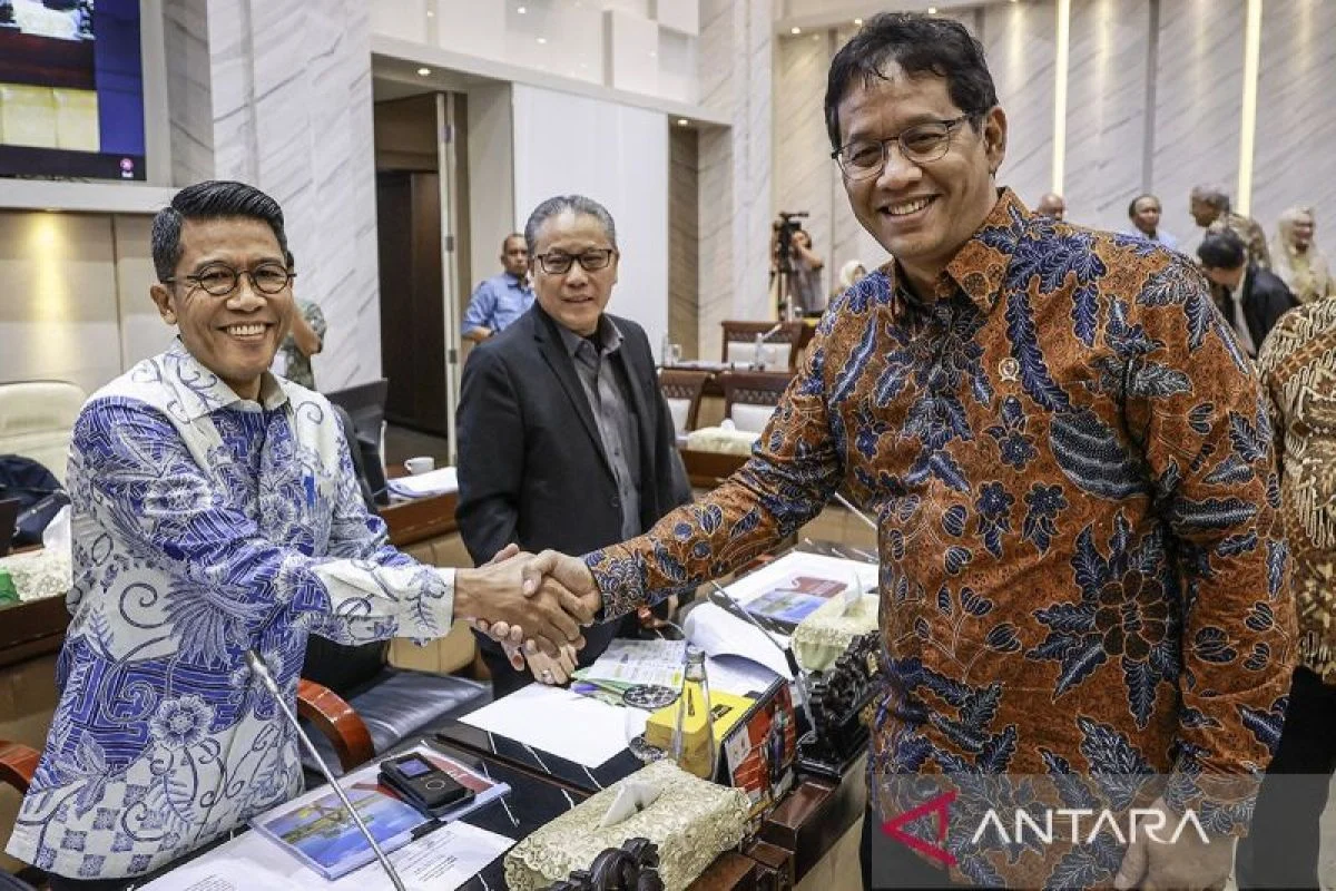 Rupiah Tembus Rp 17.640 per Dolar AS, Komisi XI DPR Minta Pemerintah Kelola Ekspektasi Pasar
