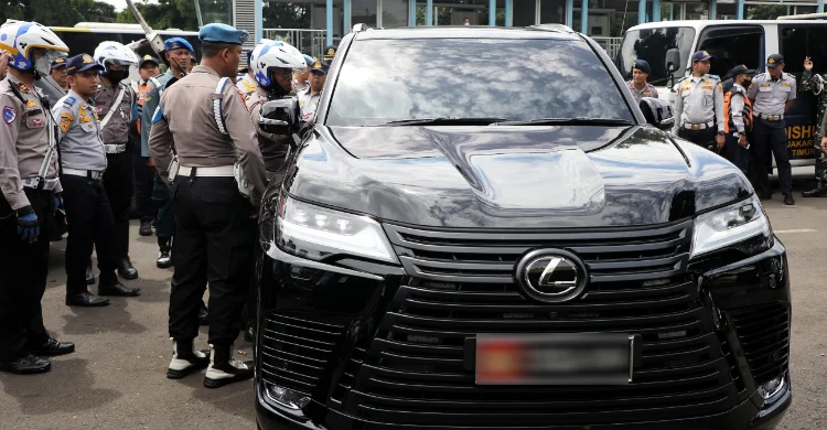 Skandal Pelat Nomor Dimodifikasi: Mobil Mewah Ditilang Polisi di Tangerang, Mengapa Hal Ini Terjadi?
