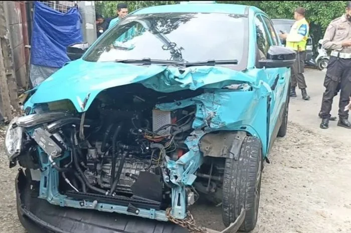 Sopir Taksi Green SM Tersangka Tabrakan Kereta Maut Bekasi, Dijerat Pasal Kelalaian UU Lalu Lintas