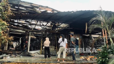 Tagih Janji Gubernur, Pedagang Taman Puring Tolak Alih Fungsi Jadi Taman Difabel Pasca-Kebakaran