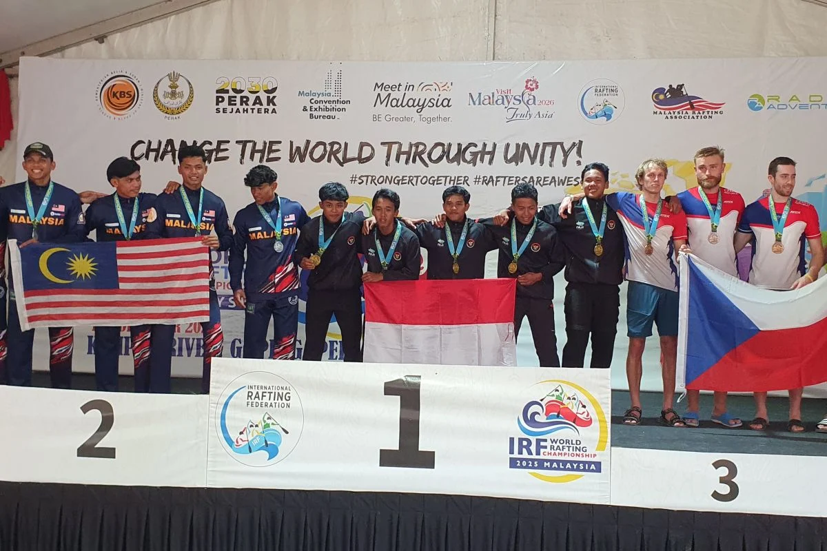 Tim Indonesia Borong Emas di Kejuaraan Dunia Olimpiade Biologi 2026 Rusia, Cetak Sejarah Baru