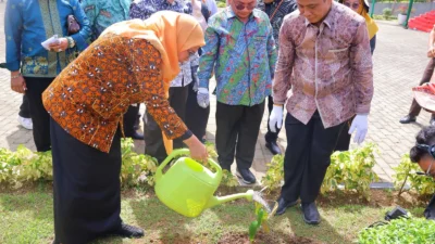 Ekoteologi Jambi: Dirjen Pendis Apresiasi Program, Tekankan Komitmen Merawat Pohon Hingga Berbuah