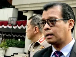 Gaduh Politik: Kader PDIP Diduga Mobilisasi Demo Menggembosi Prabowo, Reaksi Nasional Membara