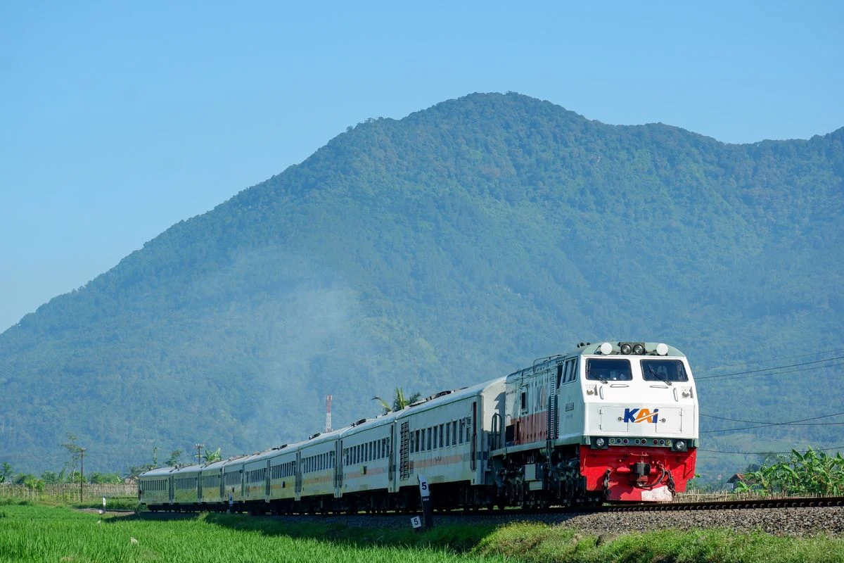 Kereta Api Pandalungan 2 Resmi Beroperasi dengan Diskon 30% untuk Rute Jakarta‑Jember