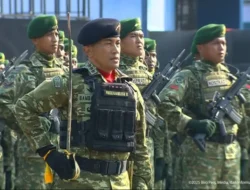 Kopassus Pimpin Upacara: Komandan Grup 1 Membacakan Pembukaan UUD 1945 di KP3B Banten