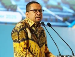 Mahasiswa UGM Tuntut Perubahan, Usir Menteri dan Wamen dalam Aksi Protes