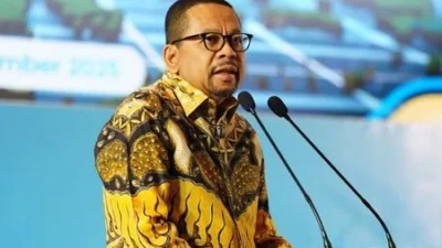Mahasiswa UGM Tuntut Perubahan, Usir Menteri dan Wamen dalam Aksi Protes